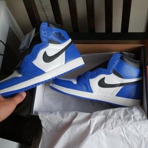Jordan retro 1 high og game royal sz10.5